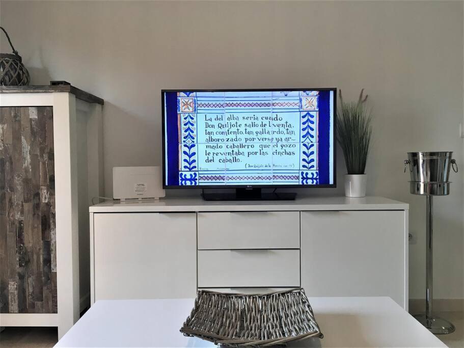 Modern 1 Bedroom Apartment, In La Cala De Mijas Kültér fotó